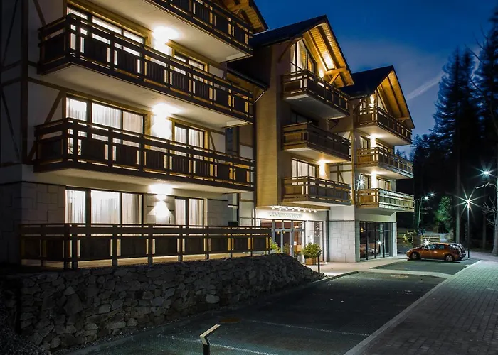 Five Seasons One Aparthotel